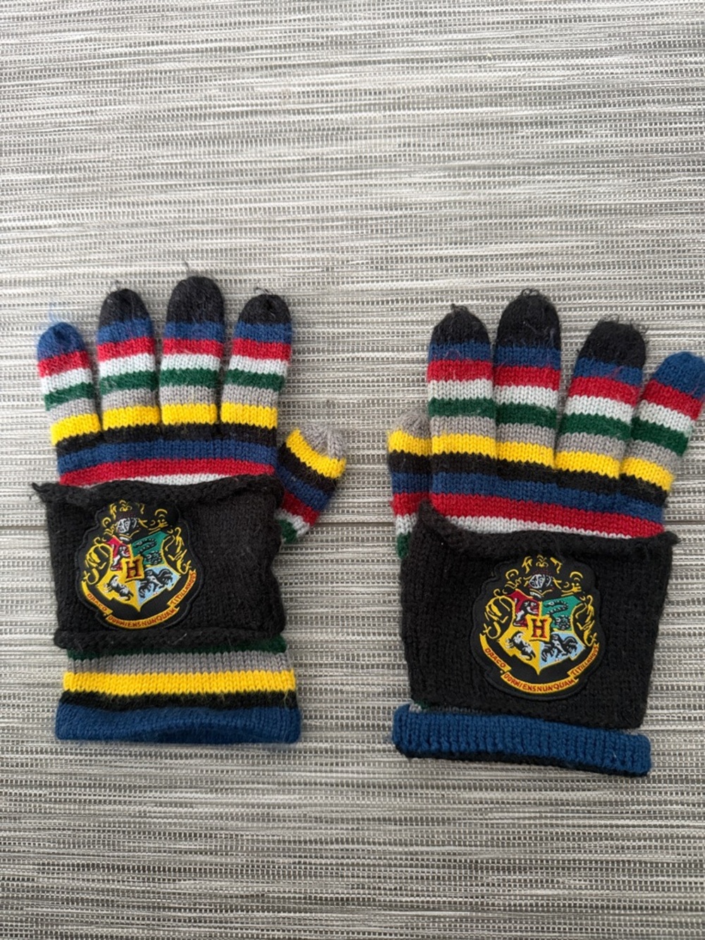 Striped Convertible Gloves with Embroidered Crest Patch - Black
